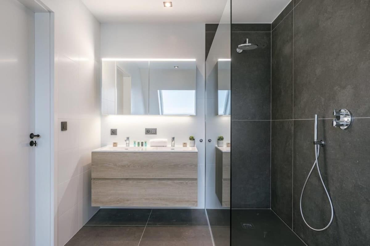 Huswell - Luxurious Apartment With Parking Beernem Εξωτερικό φωτογραφία