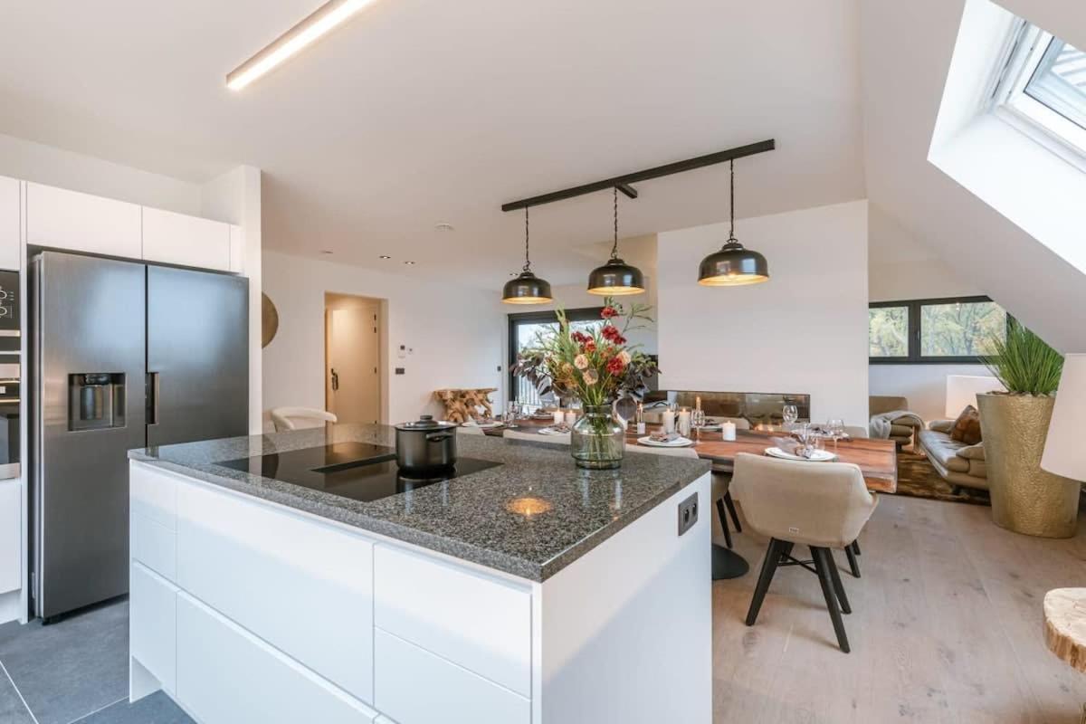 Huswell - Luxurious Apartment With Parking Beernem Εξωτερικό φωτογραφία