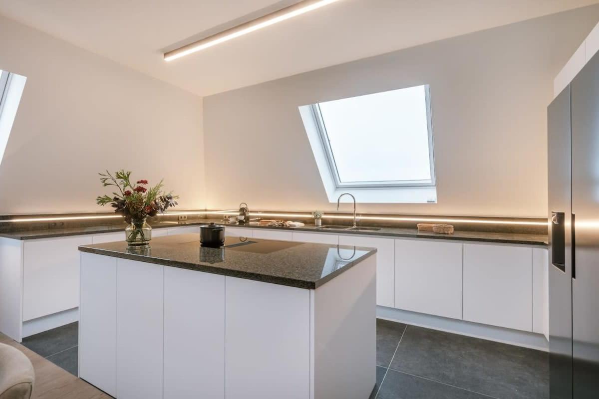 Huswell - Luxurious Apartment With Parking Beernem Εξωτερικό φωτογραφία