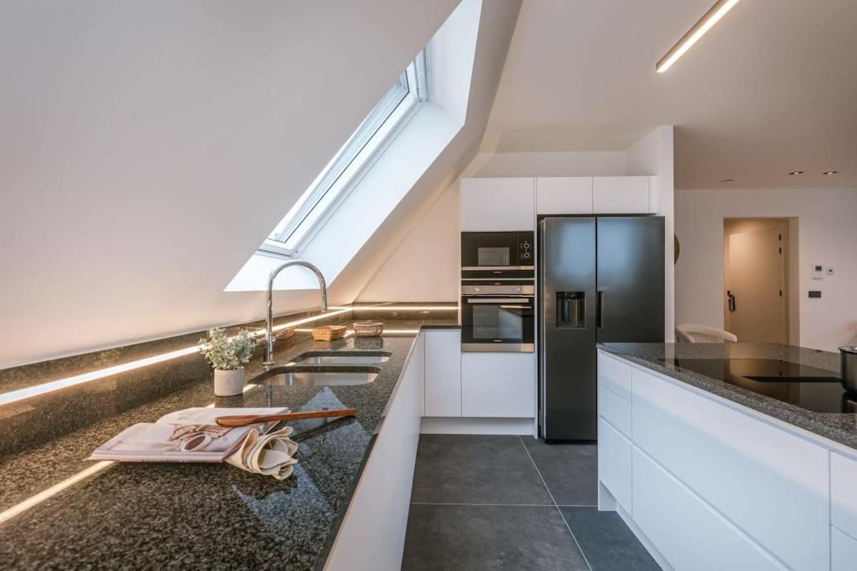 Huswell - Luxurious Apartment With Parking Beernem Εξωτερικό φωτογραφία