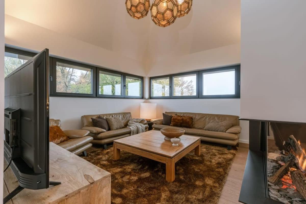 Huswell - Luxurious Apartment With Parking Beernem Εξωτερικό φωτογραφία